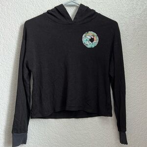 Hooded art class wave shirt